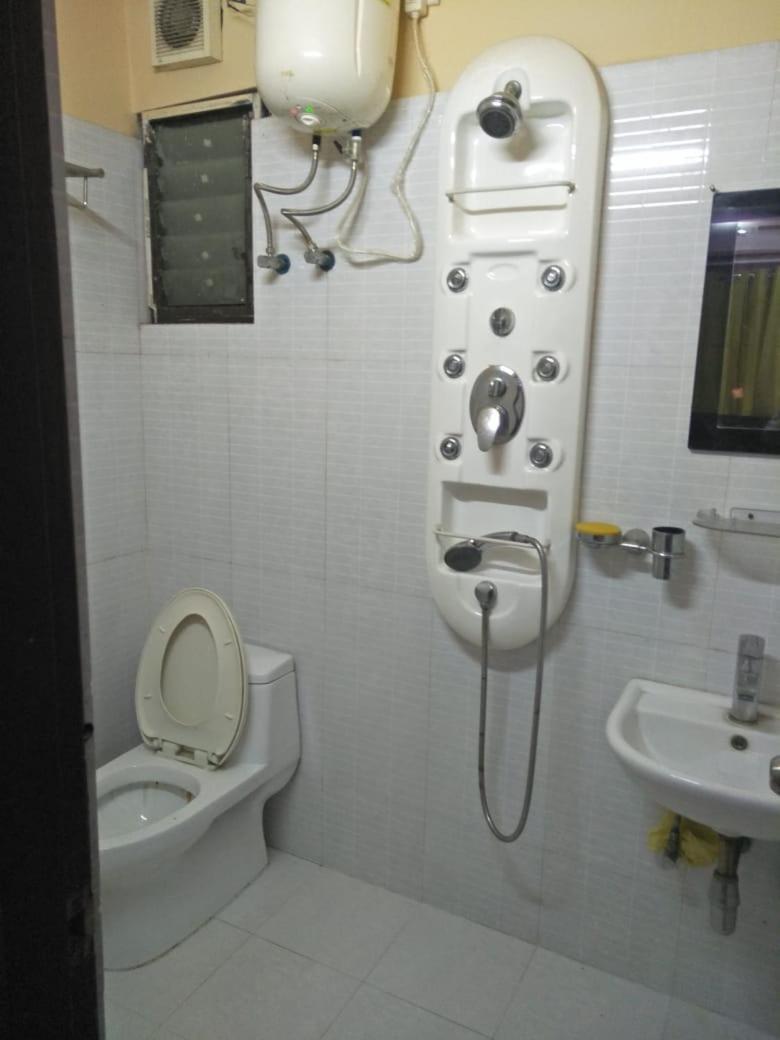 Lovely Couple Friendly Guest House Calcutta Exteriör bild